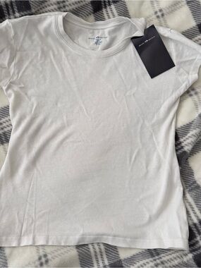 New Brandy Melville Tshirt